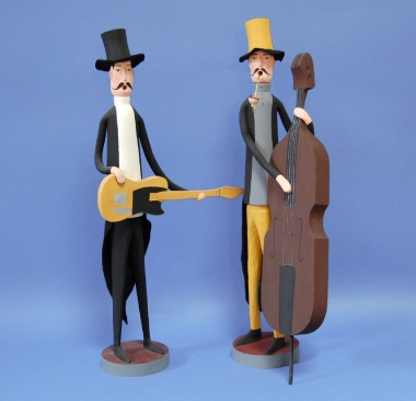 Gitarren-Gust, Räucherfigur (Höhe 36 cm) und Bass-Karl, Räucherfigur (Höhe 38 cm)
